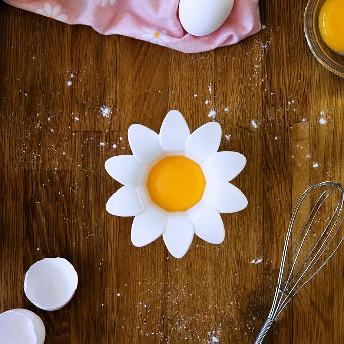 Peleg Design Daisy Plastic Egg Separator, Egg White Yolk Divider Kitchen Gadgets Baking Tools Egg Extractor, Cute Flower Design