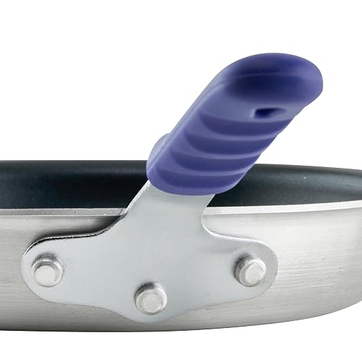 Winware , 10 Inch, Aluminum | Non-stick, Stay cool handle, Great for Sauteing, Searing, Frying and Restaurant Kitchens