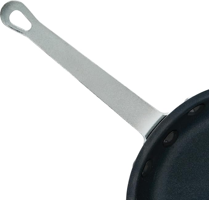 Winco 7" Aluminum Fry Pan, Non-Stick Finish | Reinforced riveted handle, Hanging hole for storage, Great for Sauteing, Searing, Frying and Restaurant Kitchens