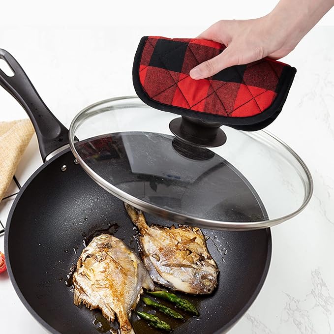 Joyhalo 4 Pack Pot Holders for Kitchen Clearance | Cotton Oven Holder with Great Heat Resistance, Potholders Sets for Kitchen, Countertops, Hot Pots and Pans, Black and Red