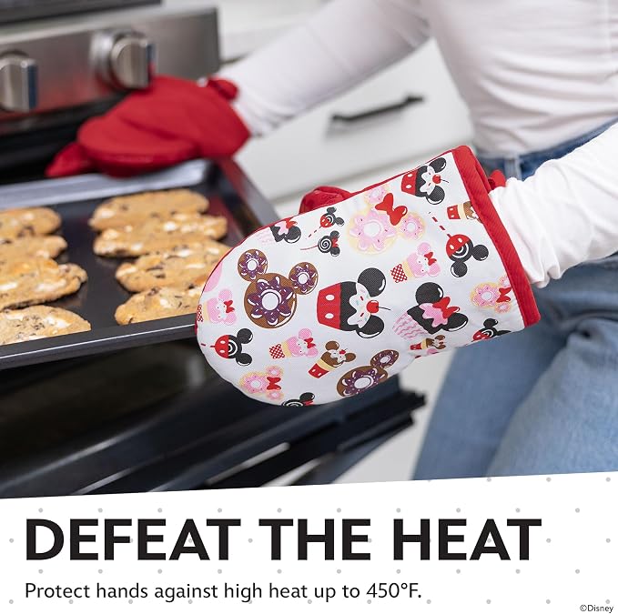Disney Mickey & Minnie Mini Oven Mitts, 2-Pack, Heat Resistant 450F | Compact 5.5"x7.5" pot holders for kitchen, printed silicone offers non-slip grip, ambidextrous, hand wash or spot clean