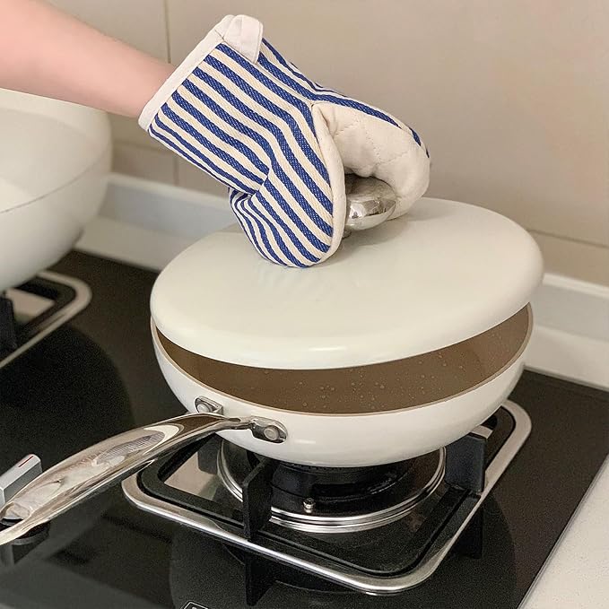 1 Pair Mini Oven Mitts,High Heat Resistant Oven Gloves,Kitchen Short Oven Mit with Hanging Loop for BBQ, Baking, Cooking and Grilling, (Blue)