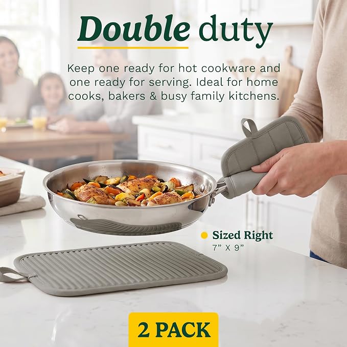 Cuisinart Silicone Pot Holders, Set of 2 7"x9", Heat Resistant 500F | Non-slip grip back is waterproof, hand pocket for secure hold, doubles as a trivet, wipe clean, hanging loop