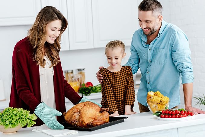 KITCHEN PERFECTION Silicone Smoker BBQ Gloves - Heat Resistant Oven Mitts | Waterproof, 5-Finger Design For A Better Grip, for Pitmasters, Meat Smoking, Grilling, Cooking, Frying Turkey | Grill Gift