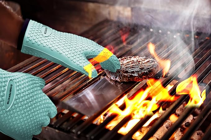 KITCHEN PERFECTION S Silicone Smoker BBQ Gloves - Heat Resistant Oven Mitts | Waterproof, 5-Finger Design For A Better Grip, for Pitmasters, Meat Smoking, Grilling, Cooking, Frying Turkey | Grill Gift