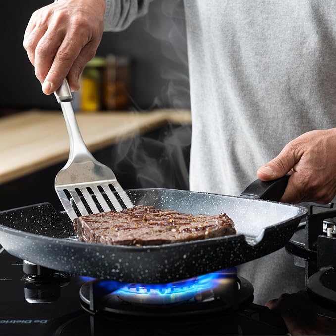 Moss & Stone Grill Pan for Indoor Cooking, 11" Nonstick Square Grill Pan | Aluminum Versatile Induction Griddle Pan for Gas, Electric & Ceramic Stovetops, Skillet with Pour Spouts
