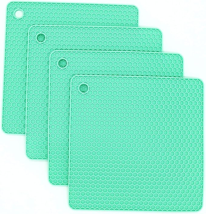 Silicone Trivets for Hot Dishes, Pots and Pans, Hot Pads for Kitchen, Green Silicone Pot Holders Mats for Kitchen Quartz Counter Heat Resistant Mat, Flexible Table Plate Trivet Mat Set 4