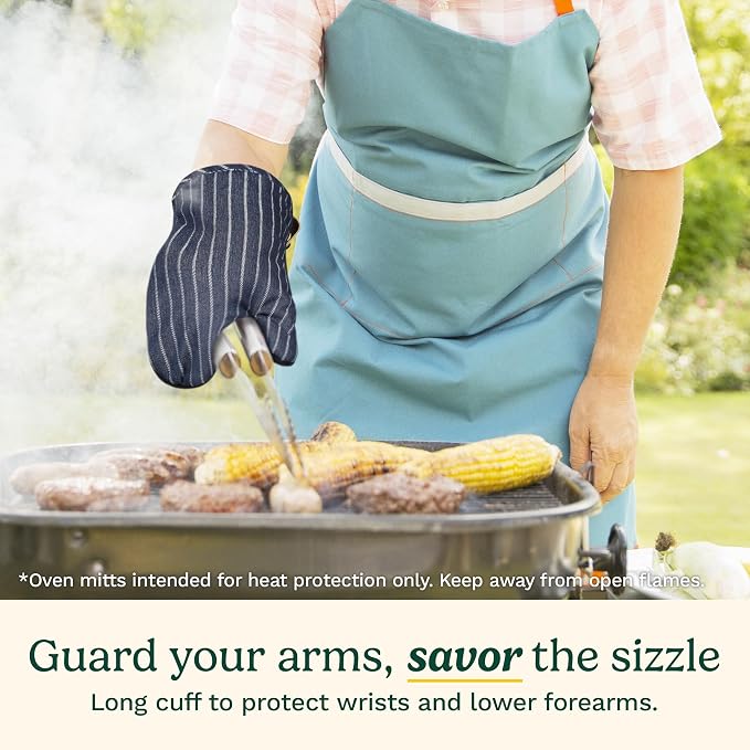 Cuisinart Heritage Kitchen Oven Mitts, Heat-Resistant, 2-Pack, 7"x13" | Non-slip neoprene palm grips up to 350°F, long cuff shields forearms, hang loop for storage, handles cast iron and grilling