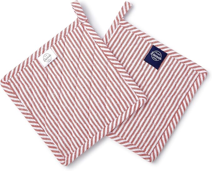 Encasa XO Pot Holders, Quilted Kitchen Hot Pads 8"x8" Ticking Red | 100% Eco-Friendly Cotton | Thick Cotton Padding Insulation | Convenient Hanging Loop | Set of 2