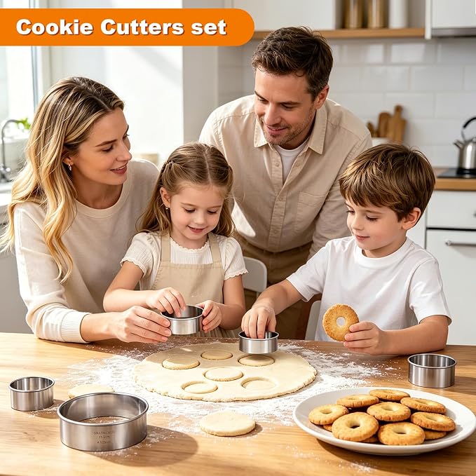 5 Pcs Stainless steel Cookie Cutters Set, Graduated Round Biscuit Cutter Used for Making Sandwich, Cake, Fried Egg, Doughnut, Dumpling Wrapper - Professional Baking Dough Tools