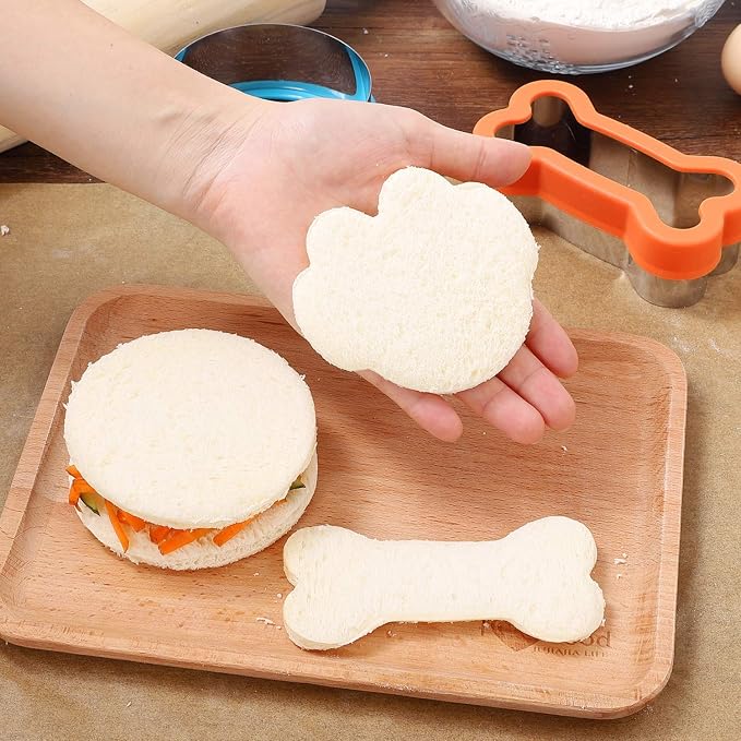 CECEAOAIME 11 Pcs Dog Bone Cookie Cutter Set Round Biscuit Cutters