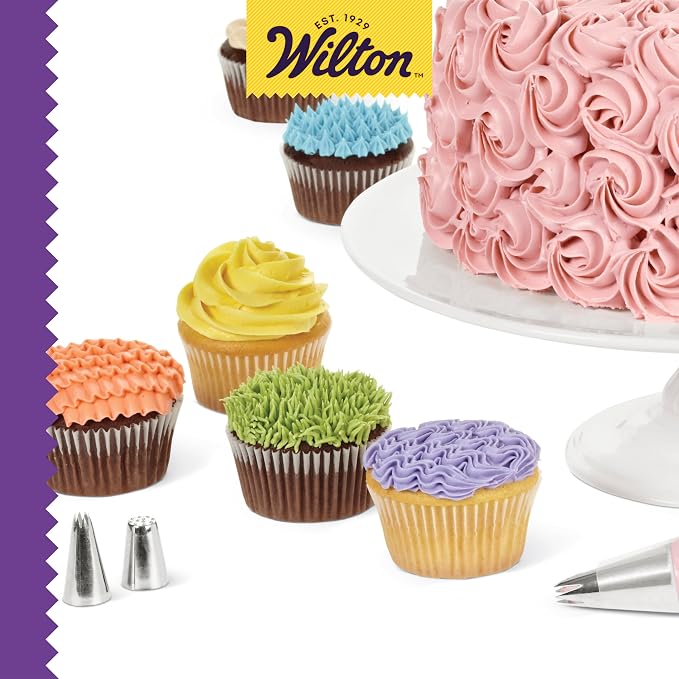 Wilton Beginning Buttercream Decorating Set, 20-Piece | 20-Piece Beginner Kit with Piping Tips, Bags, Couplers & Spatula for Learning Buttercream Decorating on Cakes & Cupcakes