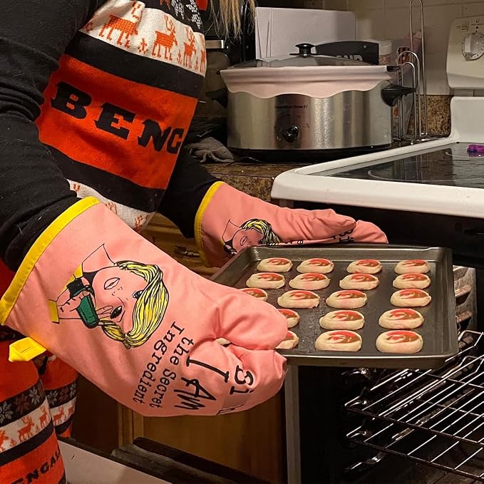 Miracu Funny Kitchen Cooking Oven Mitts, Baking Stuff Baker Gifts for Women | Pink Kitchen Accessories, Cute Baking Gifts for Women Mom, House Warming Gifts New Home, Christmas Birthday Housewarming Idea