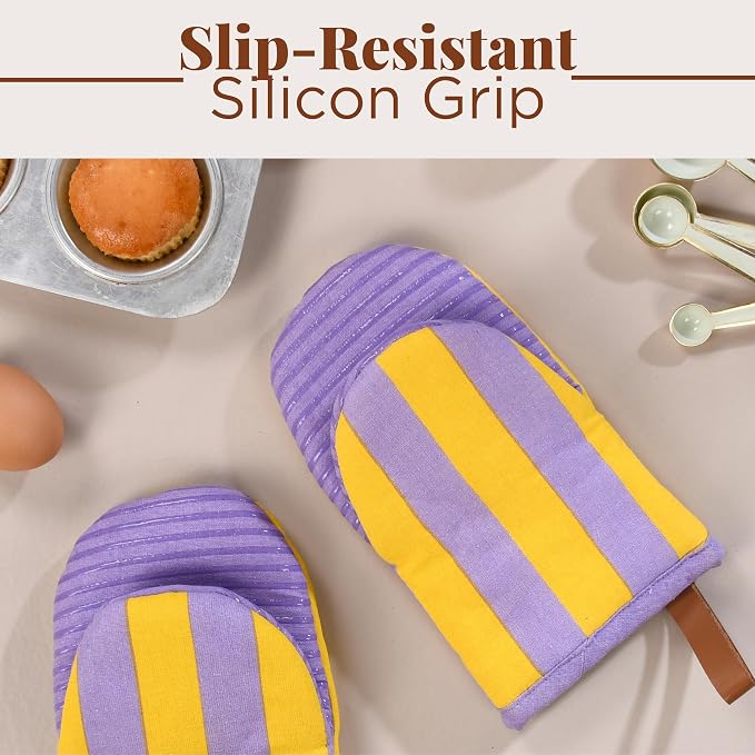 Folkulture Halloween Oven Mitts, Set of 2, Heat Resistant - (5.75"x9") | 100% Cotton, Non Slip, Heat Resistant, Silicone, Mini Mits with Hanging Loop, Kitchen Décor, Cooking Gifts, Halloween Décor