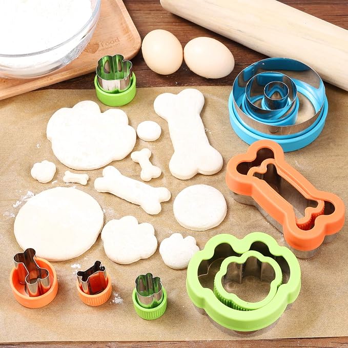 CECEAOAIME 11 Pcs Dog Bone Cookie Cutter Set Round Biscuit Cutters