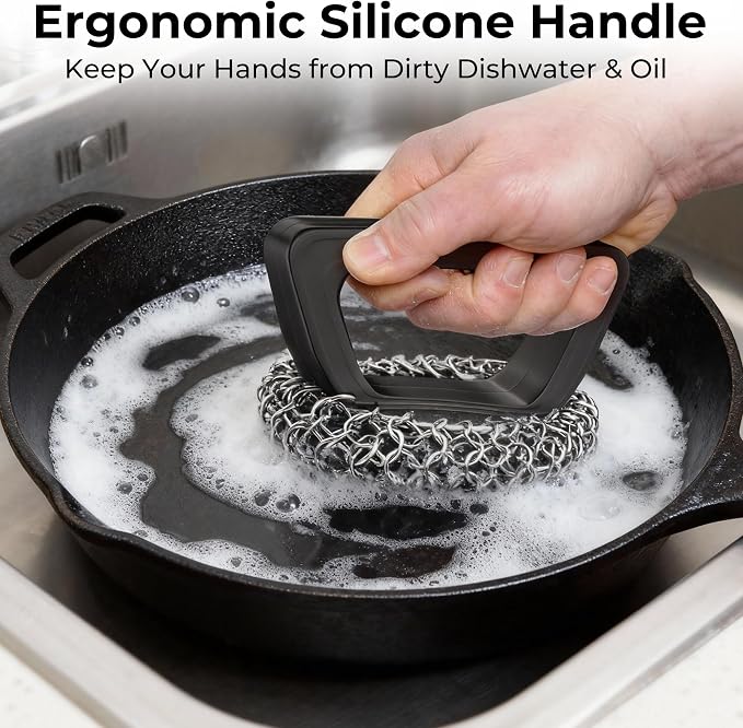 Amagabeli Cast Iron Cleaner with Handle Stainless Steel Chainmail Pan Scrubber for Cast Iron Skillet Cleaner Chain Mail Scrubber Brush Pan Pot Wok Griddles BBQ Grills