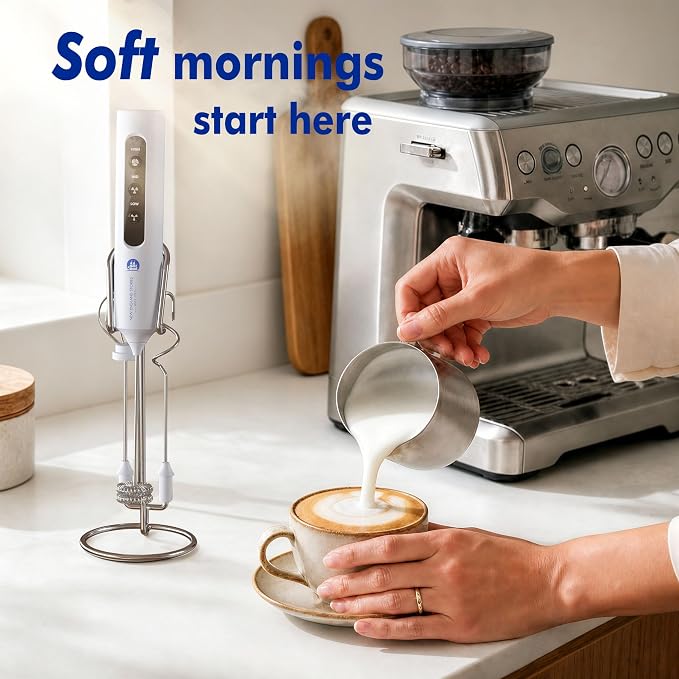 Rechargeable Milk Frother with Stand, 4 Interchangeable Whisks & Travel Case – Handheld Mixer for Lattes, Matcha, Hot Chocolate, Eggs & Protein Shakes