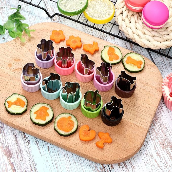 MUYIYAMEI Vegetable Cutter Shape Set, Mini Cookie Cutters,Biscuit Cutter to Decorate Food, Baking and Food Supplement tool Accessories Kitchen Crafts, (20PCS+20Fork)