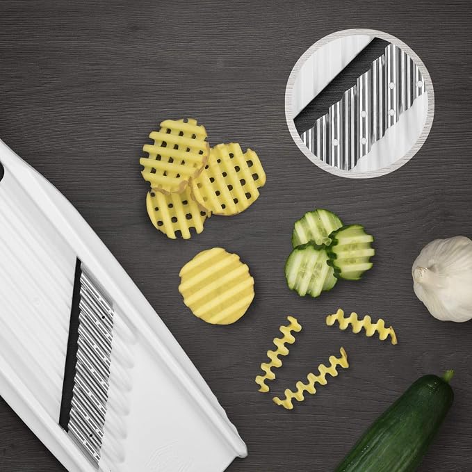 Börner Wave-Waffle XXL PowerLine Crinkle Cut Vegetable Slicer (White) • Wavy Mandoline for Vegetables • Wave/Waffle/Crinkle Cut • Potato Slicer for Lattice Potatoes