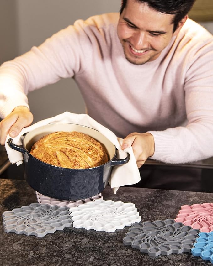 7 x 7" Hive Interlocking Silicone Trivet, BPA, PVC-Free , Heat Resistant Up To 675°F, Non Slip, Protects Table From Heat, Graphite Color, Pack of 1