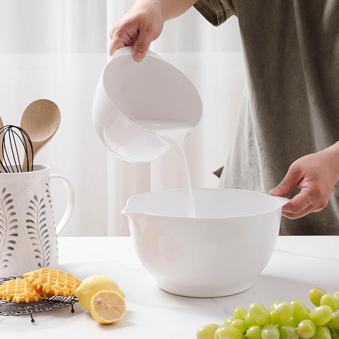 Nesting Mixing Bowls Set, 3 Piece Melamine Bowls Set, 2.5 quart, 3.5 quart, 4.5 quart, Non Slip Base with Easy Pour Spout, Kitchen Cooking and Baking Supplies, White