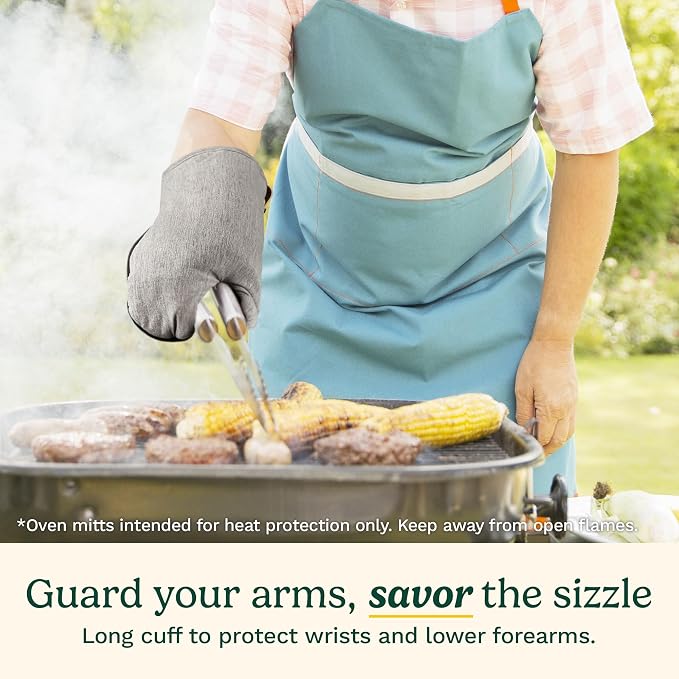 Cuisinart Heritage Kitchen Oven Mitts, Heat-Resistant, 2-Pack, 7"x13" | Non-slip neoprene palm grips up to 350°F, long cuff shields forearms, hang loop for storage, handles cast iron and grilling