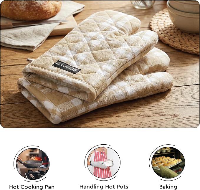 Encasa XO Oven Mitts, Heat Resistant Kitchen Gloves, Microwave | Franca Beige Checks, 100% Cotton | Diamond Quilted Insulation | Pot Holders | Hanging Loop | Barbecue & Grill | Set of 2