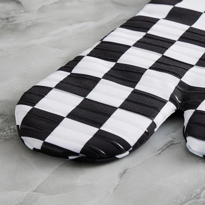 Ohocut Black and White Checkered Oven Mitts Heat Resistant, Vintage Retro Checkerboard Cute Oven Mitts, Non-Slip Silicone Kitchen Oven Gloves 1 Pair 7''x13''