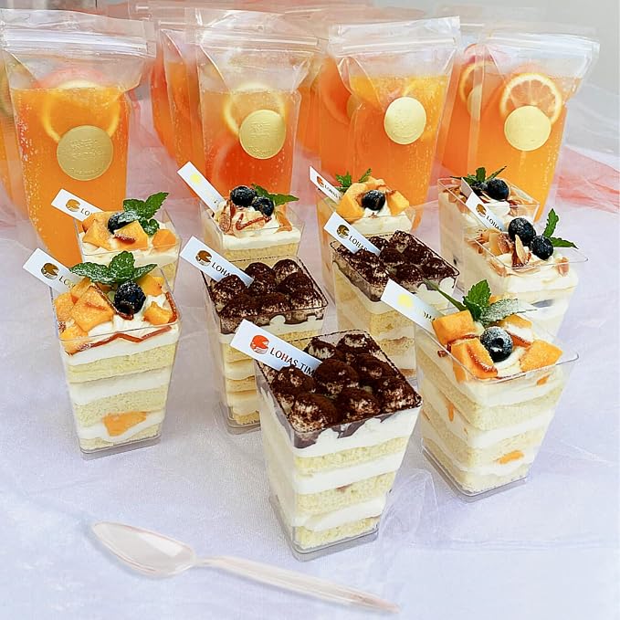 Hiasobre 5 oz Plastic Dessert Cups with Lids and Spoons, 100 Pack | Clear Reusable Square Mini Parfait Appetizer Cups, Shooter Serving Cups, Party Dessert Shot Glasses for Tasting