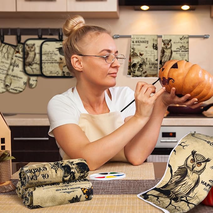 SiliFine 12 Pcs Halloween Gothic Kitchen Accessories Set Gothic Skull Oven Mitts Raven Pot Holders Owl Kitchen Towels for Halloween Home Decorations, Cooking Baking Gifts