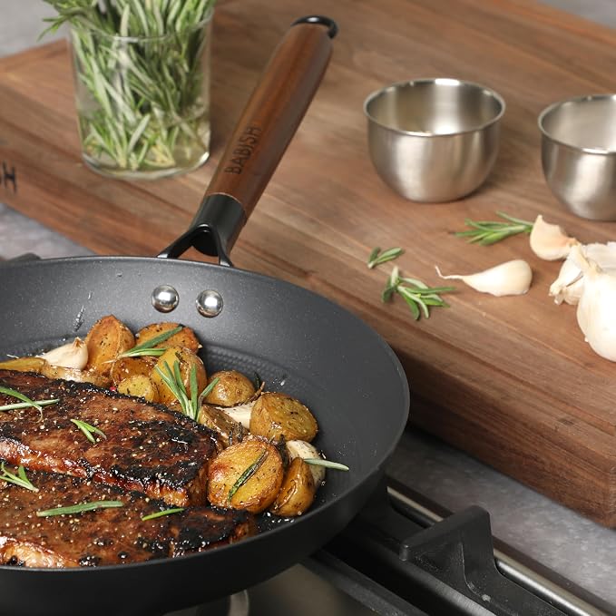 Babish 11 Inch Cast Iron Skillet with Wooden Handle, Pre-Seasoned Nonstick Pan with Honeycomb Textured Cooking Surface, Induction Oven Safe Skillet for Searing, Frying Eggs, Steak and Stir Fry