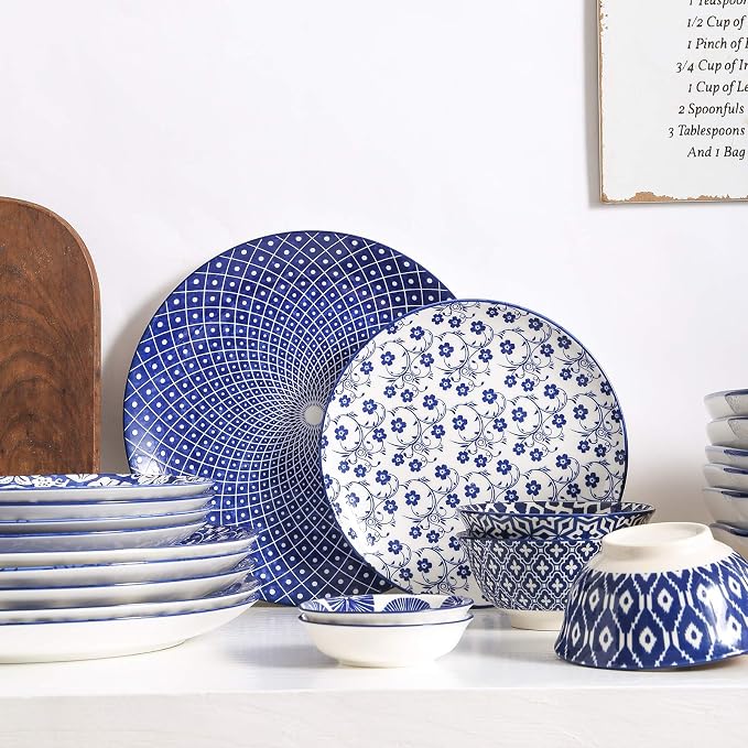 Selamica 10 inch Porcelain Dinner Plates, Large Size Ceramic Plates for Salad, Pancakes, Scratch Resistant, Microwave, Oven and Dishwasher Safe Plates Set of 6, Vintage Blue
