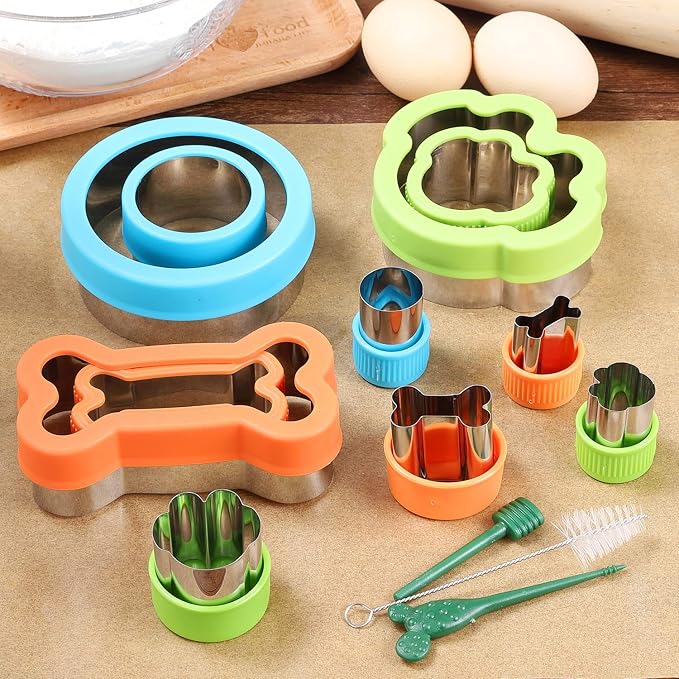 CECEAOAIME 11 Pcs Dog Bone Cookie Cutter Set Round Biscuit Cutters