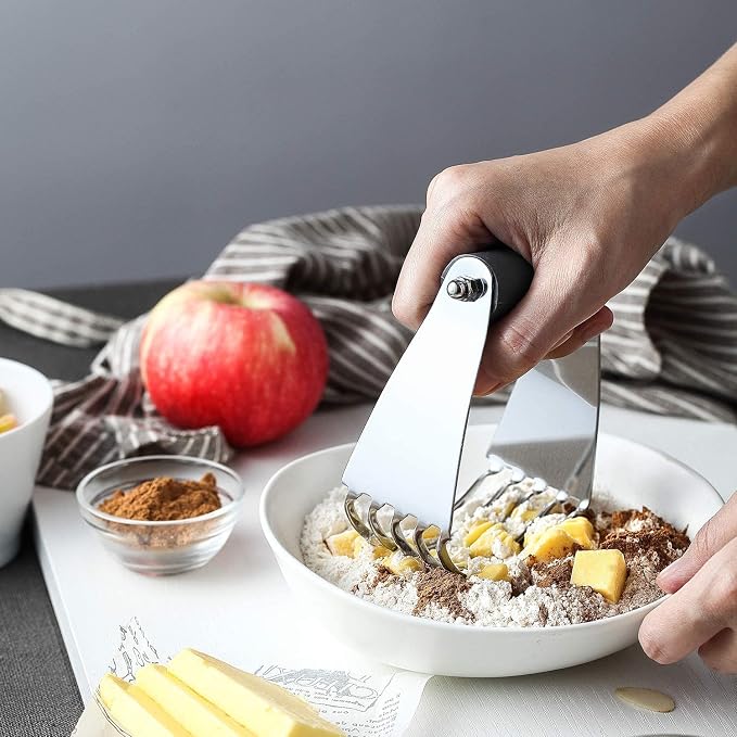 Spring Chef Medium Dough Blender Hand Tool - Durable Pastry Cutter - Gray | Heavy Duty Dough Mixer w/ Stainless Steel Blades, Professional Pastry Blender for Easy Mixing, Dishwasher Safe