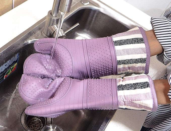 Heat Resistant 550 Degree Oven mitt, Silicone Oven Hot Mitts - 1 Pair, Extra Long Professional Baking Oven Gloves - Food Safe,Pot Holders Cooking,Grilling,Kitchen (Purple Mittens)