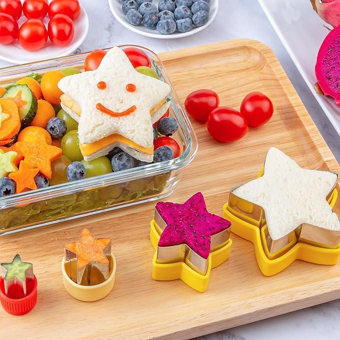Star Cookie Cutters 4 Pcs, Kimfead Sandwich Cutter for Kids Lunch, Vegetable Fruit Cutters Shapes, Stainless Steel Biscuit Cutters for Children Boys Girls | Sandwich Cutter for Kids Lunch, Vegetable Fruit Cutters Shapes, Biscuit Cutters, for Children B...