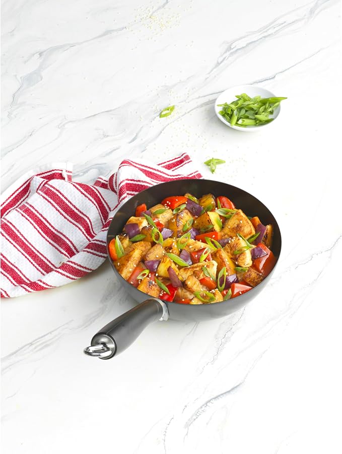 GoodCook Everyday Nonstick Wok, 8-Inch, Black, Carbon Steel Small Wok, High Wall Construction, Flat Base, Ergonomic Flame Guard Handle, Non-Stick Wok Pan for Stir Fry and Sautéing (Pack of 2)