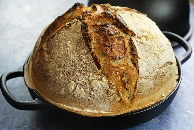 Cast Iron Bread Pan, Sourdough Artisan Bread Oven – Pre-Seasoned – Round 26 cm, 6.25 L (6.6 qt) – Boule Pan with a Deep Lid for Steam Baking