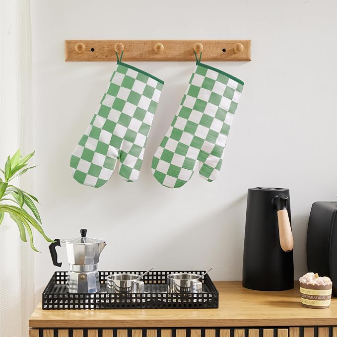 Ohocut Green Checkered Oven Mitts Heat Resistant, Vintage Retro Checkerboard Cute Oven Mitts, Non-Slip Silicone Kitchen Oven Gloves 1 Pair 7''x13''