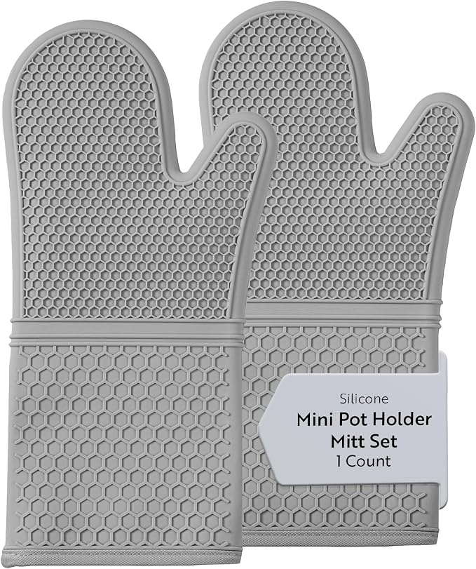 Restaurantware 2-Piece Silicone Oven Mitts Set 1 Case of 13.98 x 7.28 x 1.57 Inches Cotton Lined Heat Resistant Gloves, Slip-Resistant Waterproof Oven Gloves, Gray Cooking Mitts for Baking and BBQ