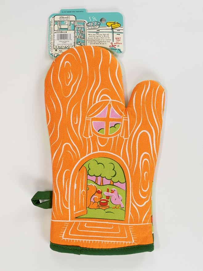 Blue Q Oven Mitts - Cute Kitchen Accessories & Kitchen Gifts - Wine Sauce | Cute Oven Mitts with unique artwork, Super-Insulatted Quilting, Easy care maintenance, Kitchen gifts for women and home cooks