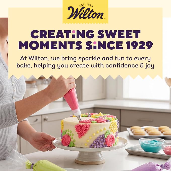 Wilton Disposable Decorating Bags, Piping Icing, 100-Count | Single-Use Piping Bags Fit All Standard Couplers & Tips, No Cleanup Required, Perfect for Icing, Frosting & Cake Decorating