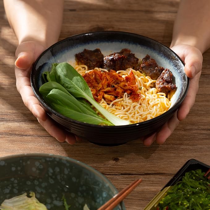 8 Inch Ceramic Ramen Bowl Set of 2, 40oz Japanese Bowls with Spoons & Chopsticks,Durable,Microwave & Dishwasher Safe,Perfect for Ramen,Pho,Salad,Soup,Noodles，Mixing bowls（Midnight）