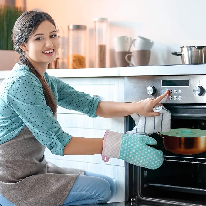 Silicone Lids Extra Large Teal Set of 6 Sturdy Suction Seal Covers. Universal fit for Pots, Fry Pans, Cups, and Bowls 5" to 12". Natural grip handles interlock for easy use and storage. Food Safe.