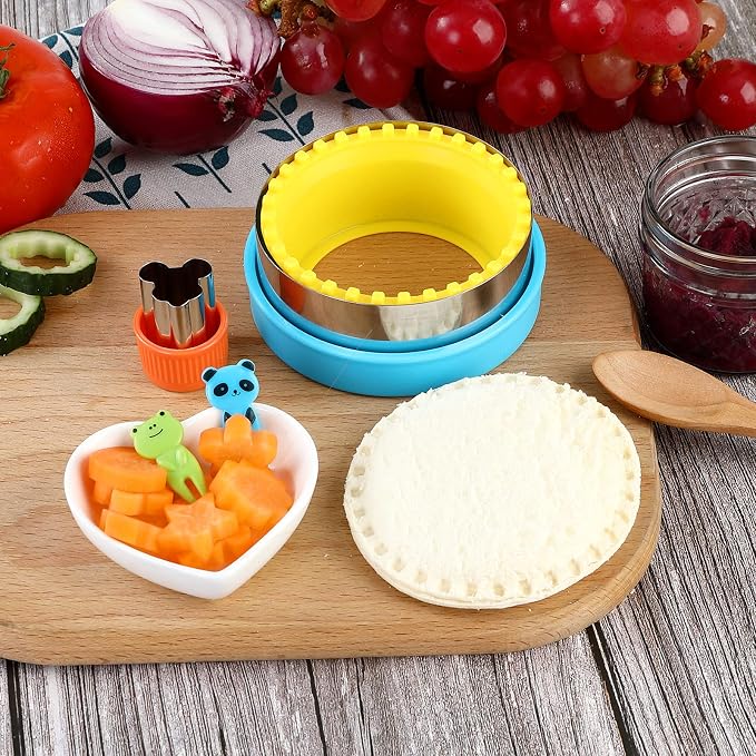 Sandwich Cutter and Sealer,Round Heart Star 3Pcs Shapes Sandwich Decruster Press Mold+8pcs Stainless Steel Mini Vegetable Cookie Cutters,Bread Sandwich Decruster Pancake Maker DIY for Kids Bento