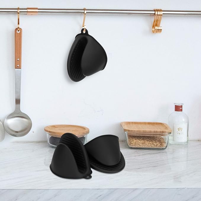 tifanso 1 Pair Heat Resistant Silicone Oven Mitts & Pot Holders for Cooking | Mini Non-Slip Pinch Grip, Food Grade Silicone, Ideal for Air Fryer Baking & Grilling, Easy to Clean & Durable