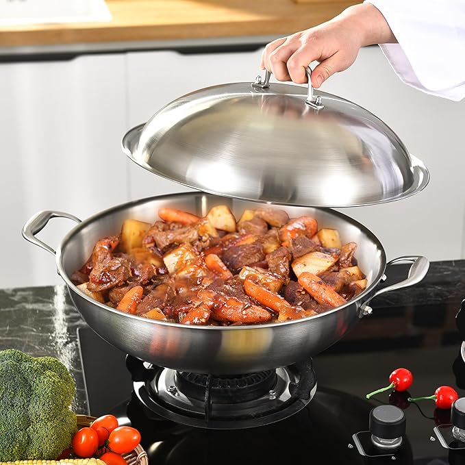 14.5 Inch Stainless Steel Wok with Steel Lid | Jumbo Cooker | Dual Handles | Large | Uncoated Tri-Ply Stir Fry Pan | Everyday Cooking Wok for Induction | Flat Bottom | PFOA-FREE | 6-8 Servings ﻿