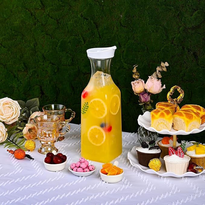 Set of 6 Plastic Carafe with Lid, 50 Oz Carafes for Mimosa Bar Supplies, Square Base Juice Containers, Water Bottle, Milk Container, Clear Beverage Containers for Fridge