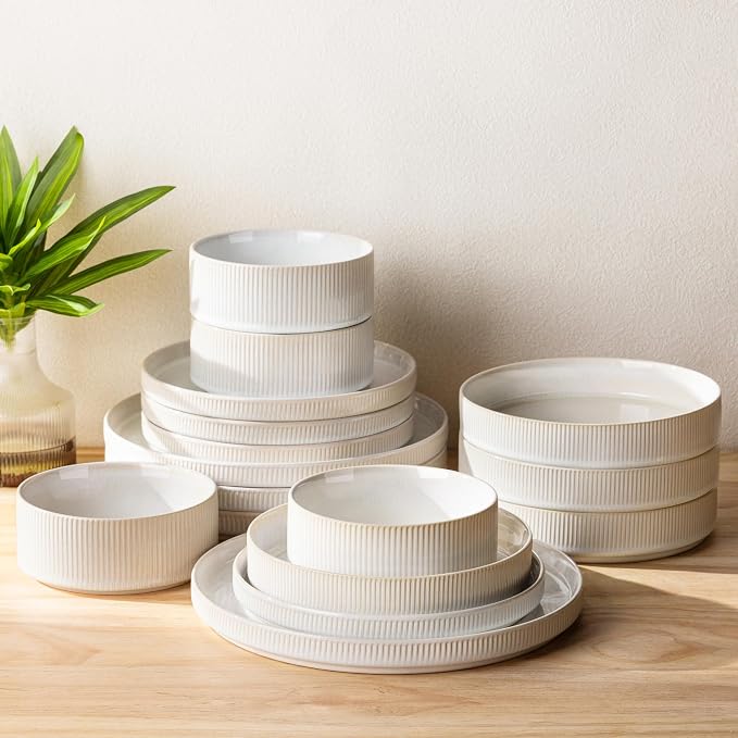 Ceramic Dinnerware Set for 4, 16-Piece Plates and Bowls Set | Lightweight Porcelain Dish Set, Scratch Resistant, Oven & Microwave & Dishwasher Safe, Reactive White