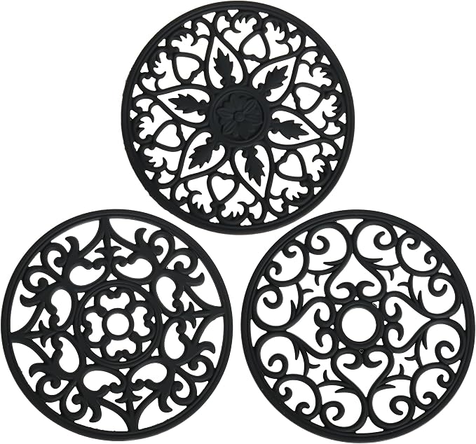 Smitchraft Silicone Trivets for Hot Dishes, Pots and Pans, Hot Pads for Kitchen Quartz Countertops, Silicone Pot Holders Mat, Multi-use Carved Heat Resistant Mat for Counter & Table, Set of 3 Black